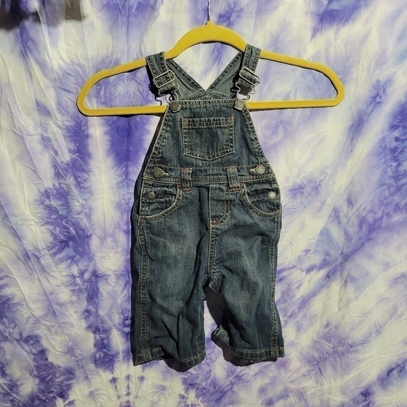 Old Navy Babys Unisex Blue Denim Overalls Size 3-6 Months - Picture 1 of 14